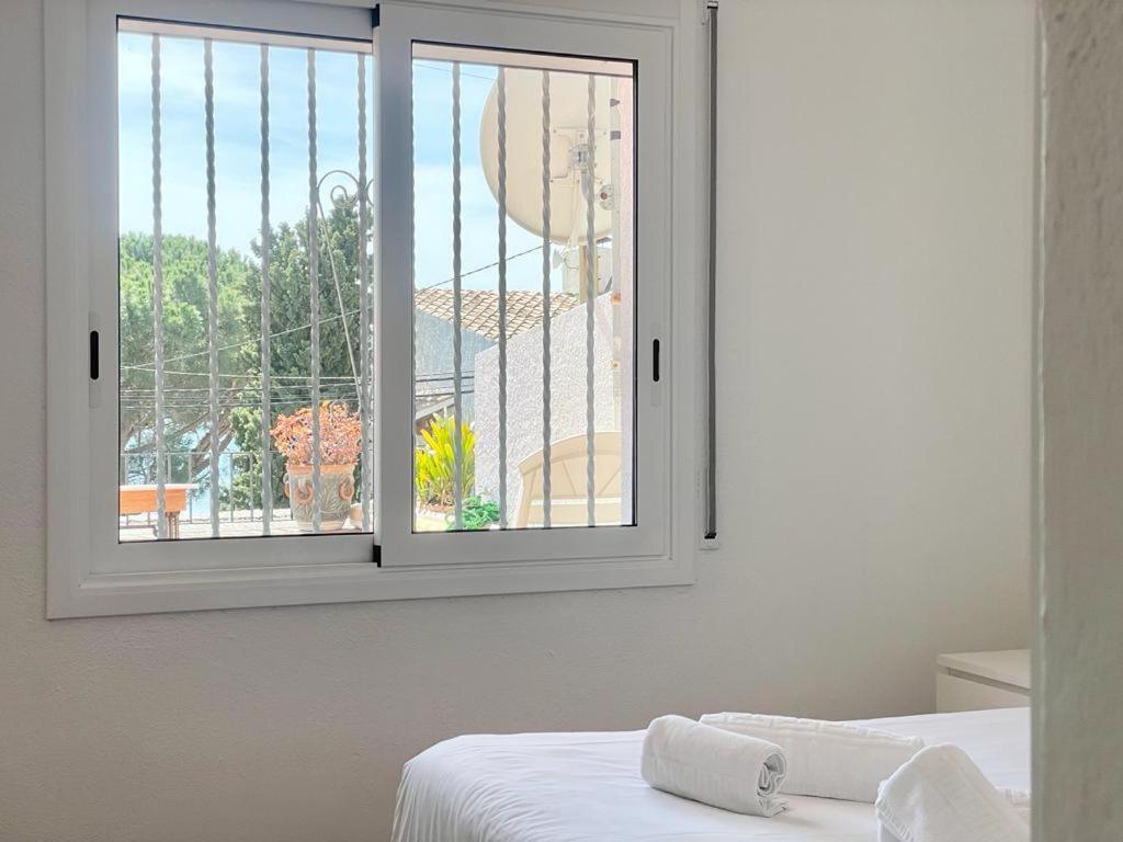 רוזס Apartamento Familiar En Canyelles מראה חיצוני תמונה